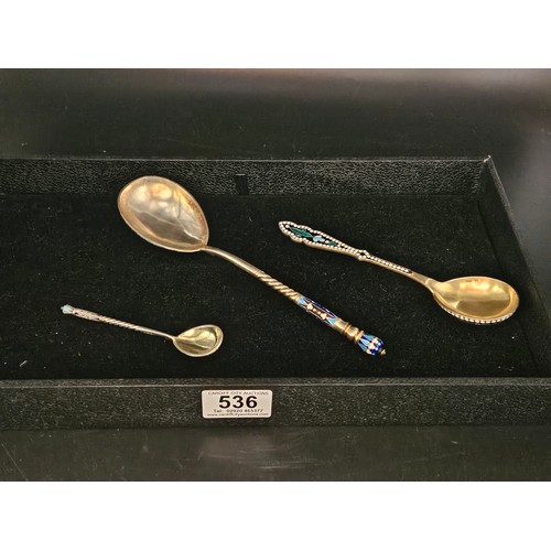 536 - 3 Russian silver cloisonne enamel spoons - a large table spoon, a medium sized dessert spoon and a t... 