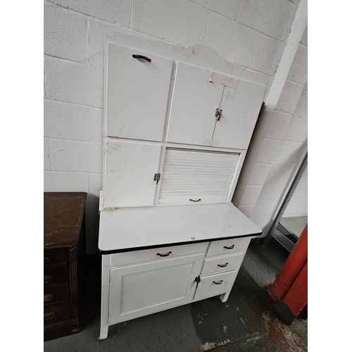 454 - A vintage kitchen larder with a pull out enamel table top

Height 171cm, Width 102cm, Depth 55cm

He... 