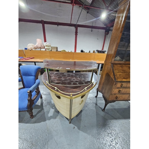 405 - A Mid century style bar in a shape of a boat
H104cm    W104cm    D76cm