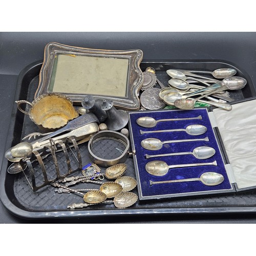 527 - Silver items - bangles, pendants, silver tongs, sets of teaspoons, toast rack, milk jug, etc - silve... 