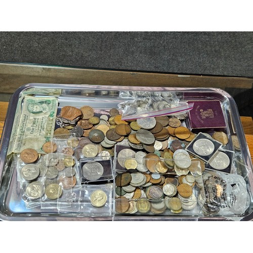 528 - A collection of mostly British coins - to include a bag of threepence coins with silver content