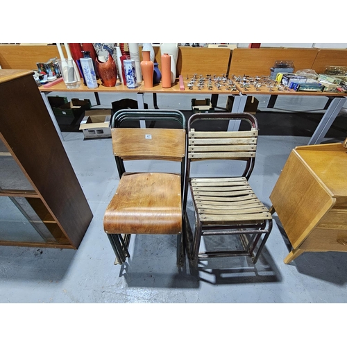 407 - Seven 1950'S stacking chairs