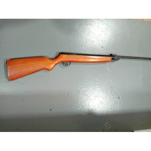 530 - A vintage Haenal air rifle