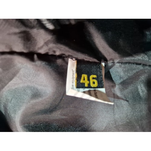 659 - A leather Weise motorcycle jacket together with a Scorpio EXO motorcycle helmet and bag