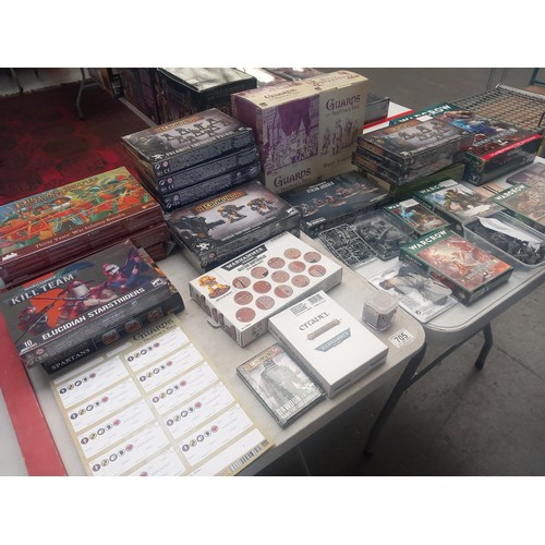 705 - Assorted miniatures, including Warcrow, .Necromunda, and Warlord Games Epic