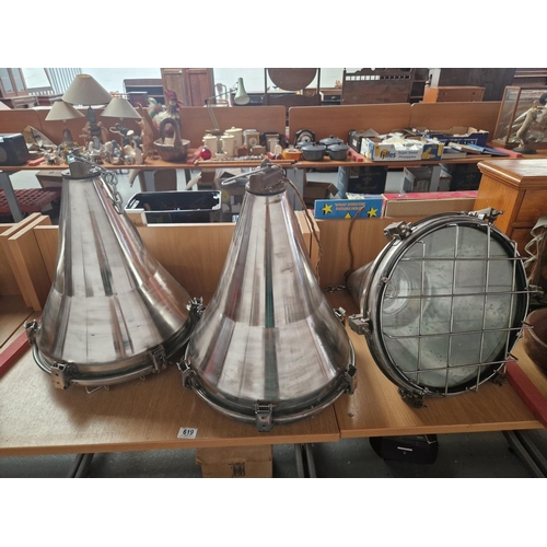 Lot 619       