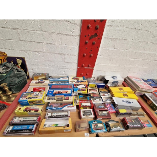 Lot 707       
