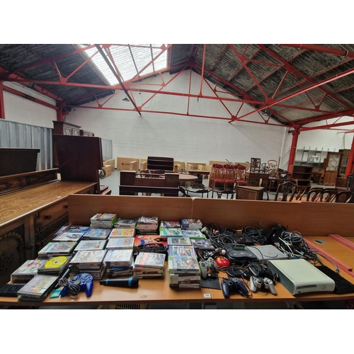 Lot 749       