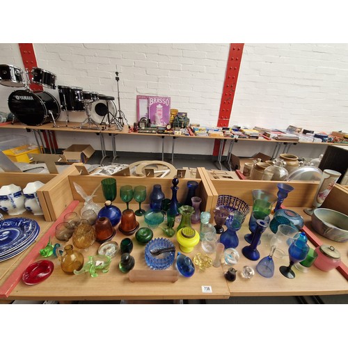 Lot 738       