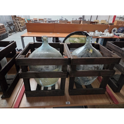 Lot 720       