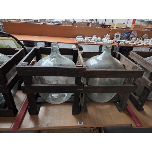 Lot 721       