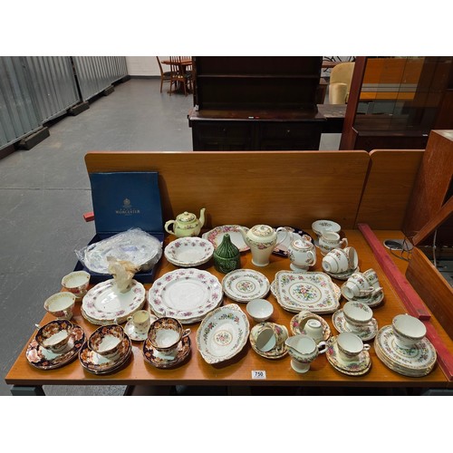 Lot 750       