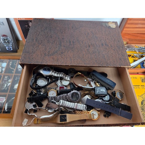 516 - A selection of watches and watch related books