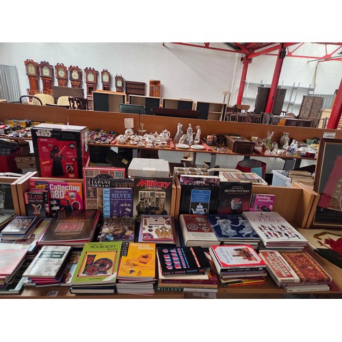 520 - A selection of reference books to include glass, art nouveau, postcards, fossils, militaria etc
