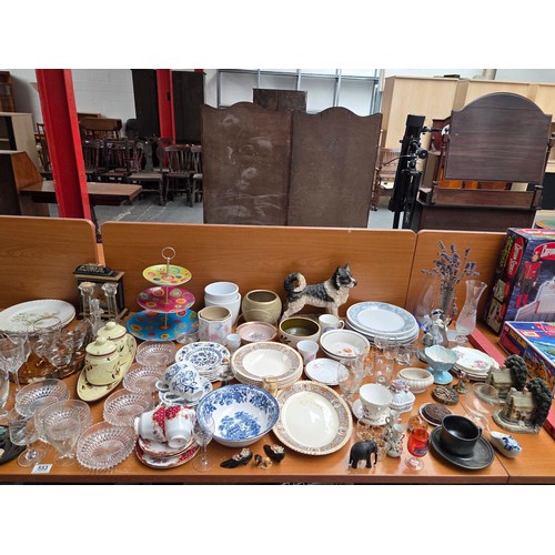 553 - Decorative china and glassware to include ornaments, part tea sets, candlesticks, cake stand etc