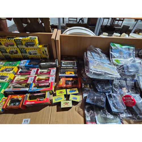 618 - Boxed Vanguards cars and Doctor Who collector's magazines and figures and aeroplanes