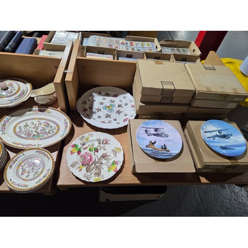 717 - A Bristol Alkalon china Mandarin pattern part dinner service, Washington pottery Indian Tree part di... 