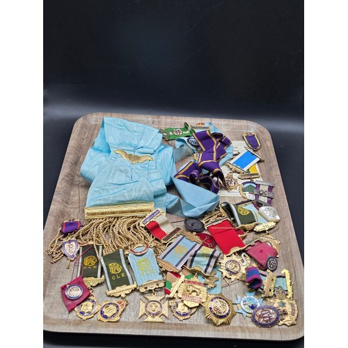 Lot 537       