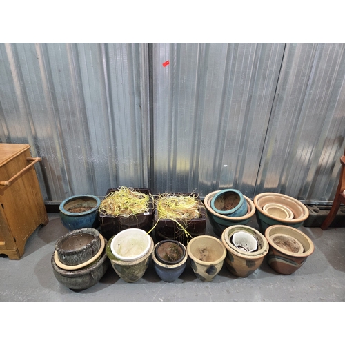 450 - A collection of ceramic planters