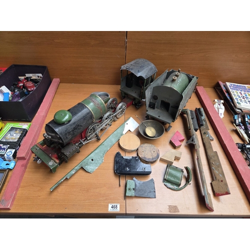 468 - An incomplete live steam train - no boiler and for parts or rebuild