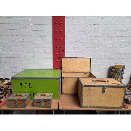 Lot 704       