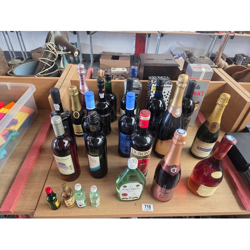 718 - Alcohol to include Plymouth Gin, Cockburns's port, Harvey's sherry etc.