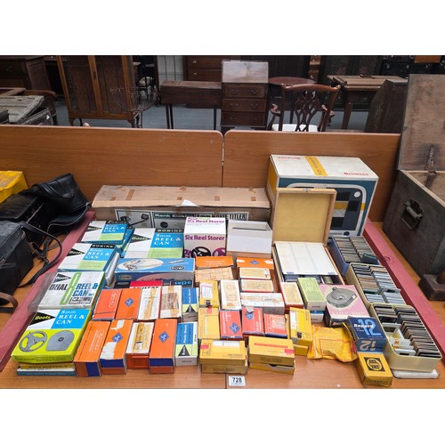 728 - A boxed Rank Elektra 8mm movie titler, Brownie projector, colour viewer with Bobine 8mm reels and va... 