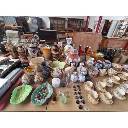 733 - Decorative china and glassware to include Tuscan 