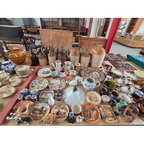 734 - Decorative china to include Japanese plates, Hoganas cups and saucers, figurines etc.