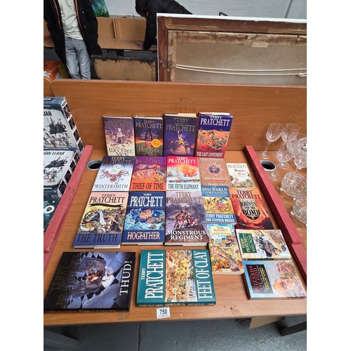 750 - Nineteen Terry Pratchett books to include Johnny & the bomb, Monstrous regiment, Hogfather etc.