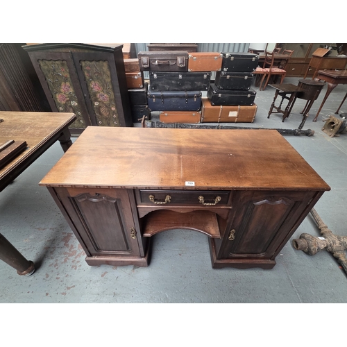 Lot 789       