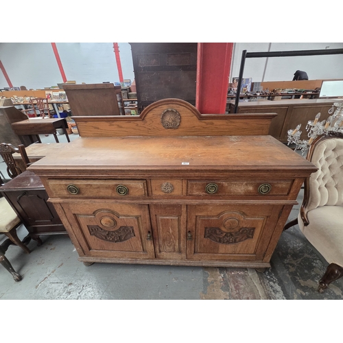 Lot 811       