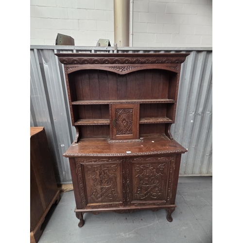 Lot 829       