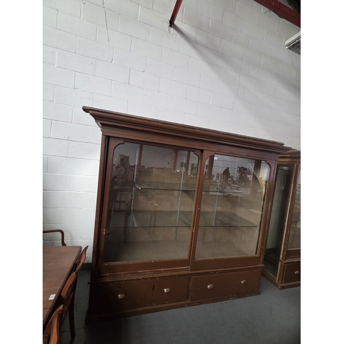 Lot 831       