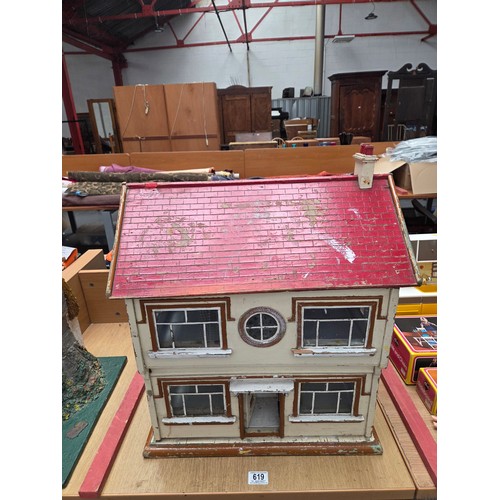 Lot 619       