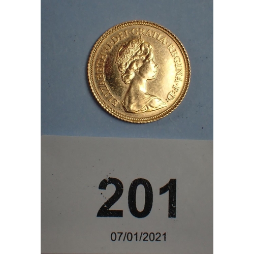 201 - A Gold half-sovereign, Elizabeth II 1982. Condition: VF