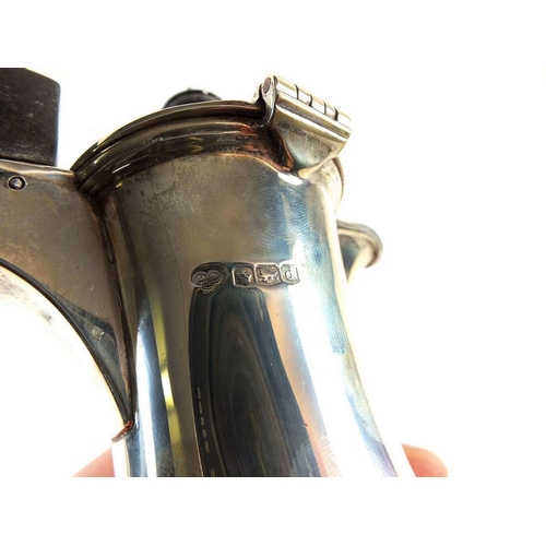 585 - A silver half reeded coffee pot, Sheffield 1921, 464g