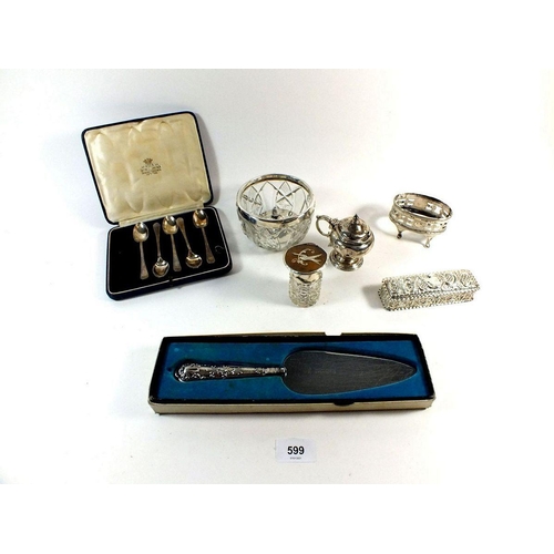 599 - A group of silver items including cake slice, an oval silver salt Chester 1896 and trinket box a/f