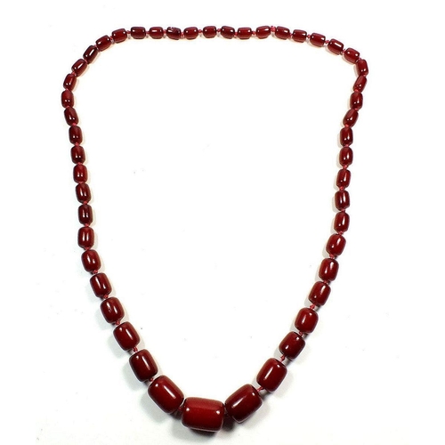 645A - A simulated cherry amber necklace