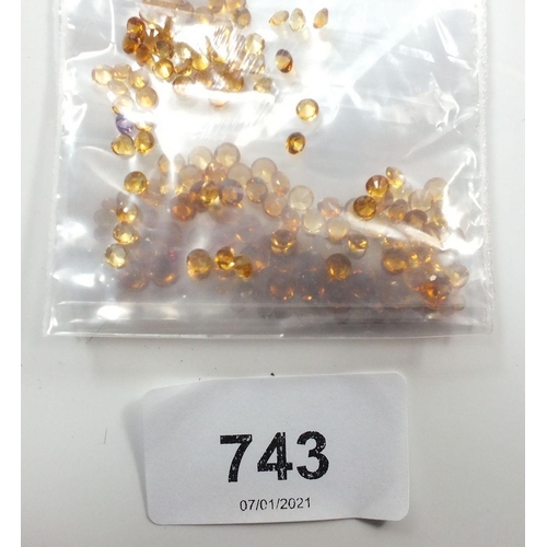 743 - A parcel of calibrated round citrine, total 24.5cts (2.5mm, 3mm, 4mm)