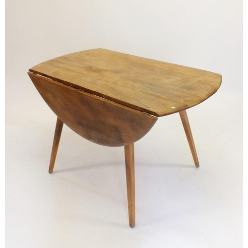 1241 - An Ercol dropleaf kitchen table