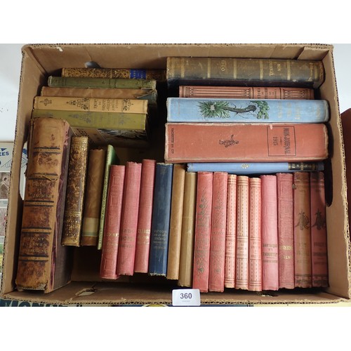 360 - A box of French books