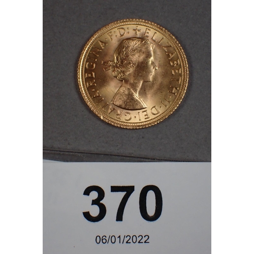 370 - Gold sovereign Elizabeth II 1966 - Condition: EF