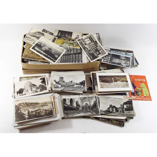 386 - Postcards: two boxes of mixed cards including some of maritime e.g White Star Line, NZ Shiping Co. e... 