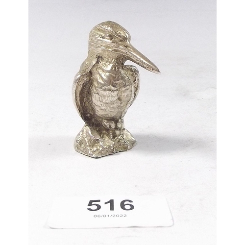 516 - A cast bird figure of a kingfisher, 170 grams, 5.5cm height silver appearance