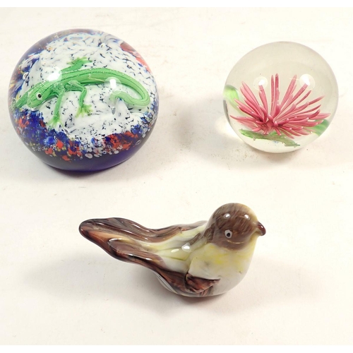 148 - A lizard glass paperweight and two others