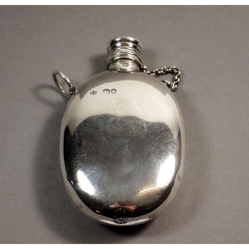 232 - A Victorian silver spirit flask with screw cap top, 9.5cm length, London 1866, maker Thomas Johnson