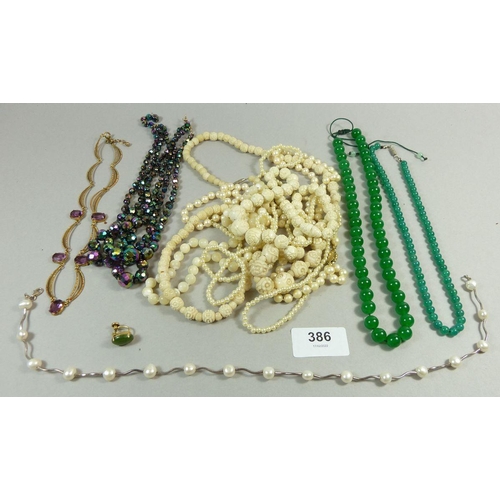 386 - A selection of bead necklaces