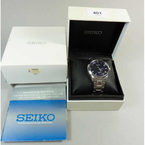 401 - A Seiko Solar 100m gentleman's stainless steel wrist watch, boxed with instructions