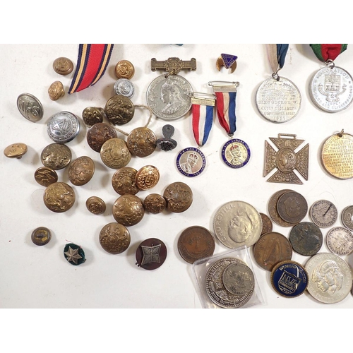 478 - A box of medals, badges and buttons